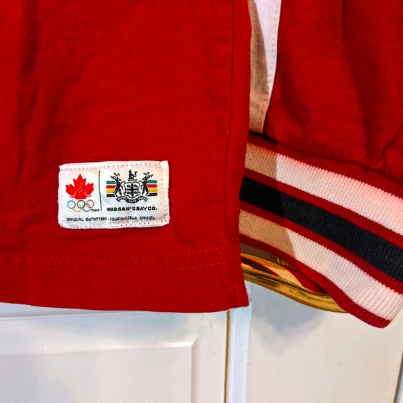 Vintage 2010 Vancouver Olympic Long Sleeve - Picture 3 of 4